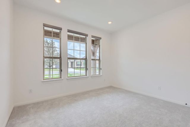 1208 Legends LN, Georgetown, TX 78628