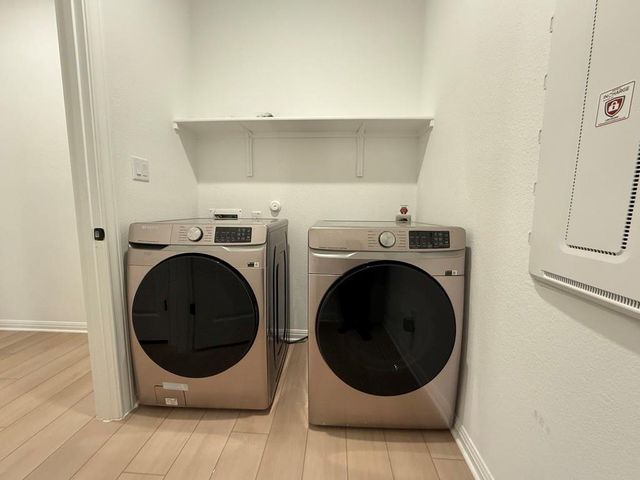 1208 Legends LN, Georgetown, TX 78628