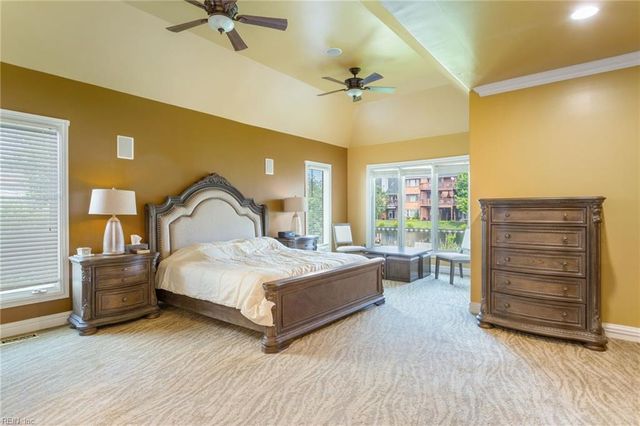 13 Southall LNDG, Hampton, VA 23664