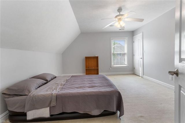 13 Southall LNDG, Hampton, VA 23664