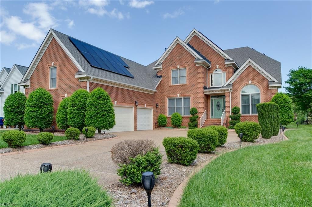 13 Southall LNDG, Hampton, VA 23664