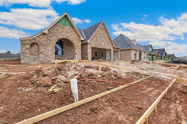 12801 Cobblestone Curve Road, Oklahoma City, OK 73142