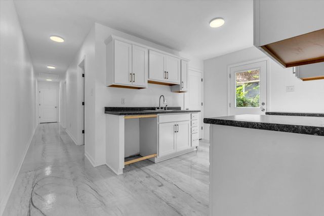 1704 OAKWOOD ST, Memphis, TN 38108