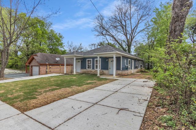 1704 OAKWOOD ST, Memphis, TN 38108