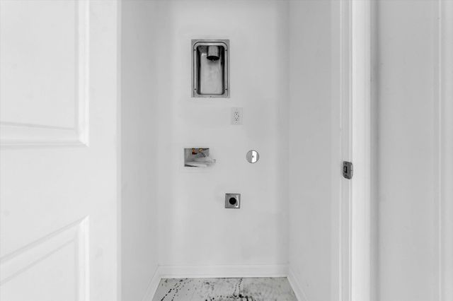 1704 OAKWOOD ST, Memphis, TN 38108