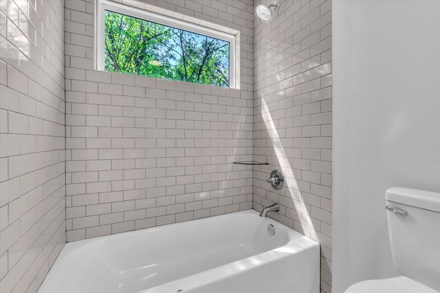 1704 OAKWOOD ST, Memphis, TN 38108