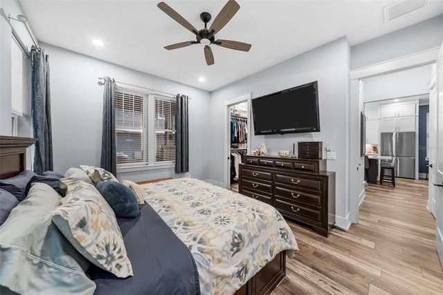 607 12TH AVENUE S, St Petersburg, FL 33701