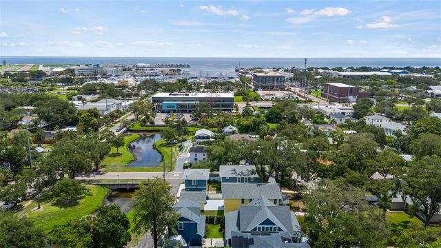 607 12TH AVENUE S, St Petersburg, FL 33701