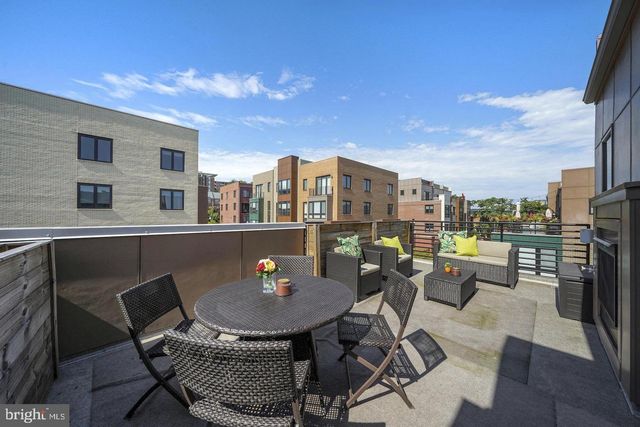 120 CAMBRIA WALK, Alexandria, VA 22304