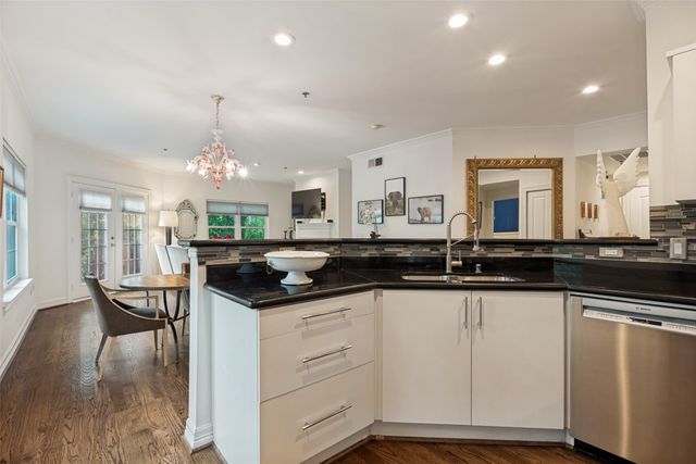 3400 Welborn Street 323, Dallas, TX 75219