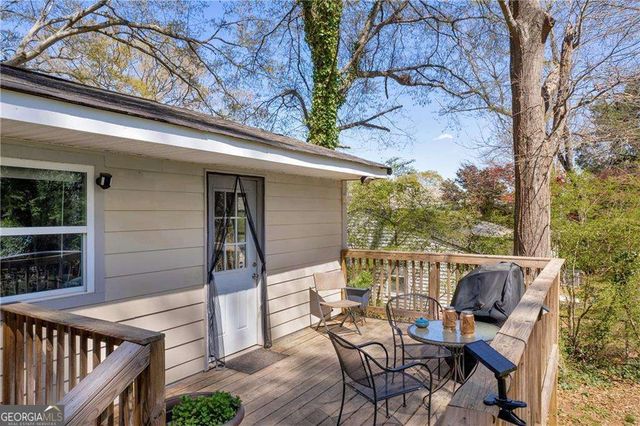 3351 Phillips Circle, Decatur, GA 30032