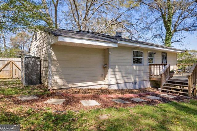 3351 Phillips Circle, Decatur, GA 30032