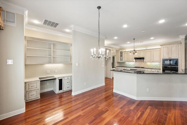 6100 Forest River Drive, Fort Worth, TX 76112