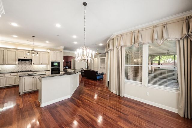 6100 Forest River Drive, Fort Worth, TX 76112