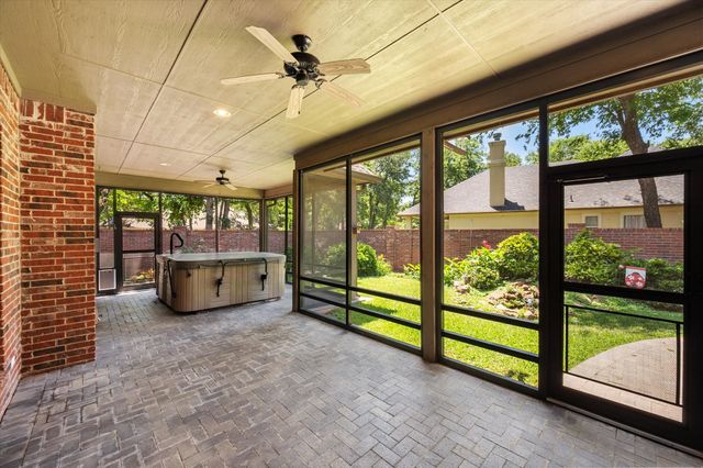 6100 Forest River Drive, Fort Worth, TX 76112