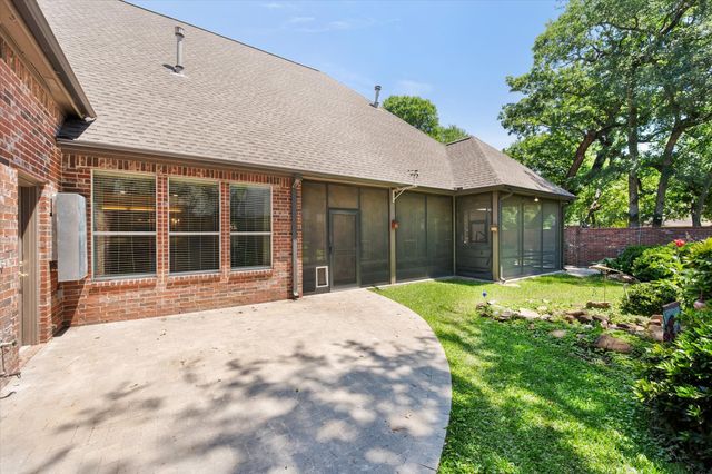 6100 Forest River Drive, Fort Worth, TX 76112