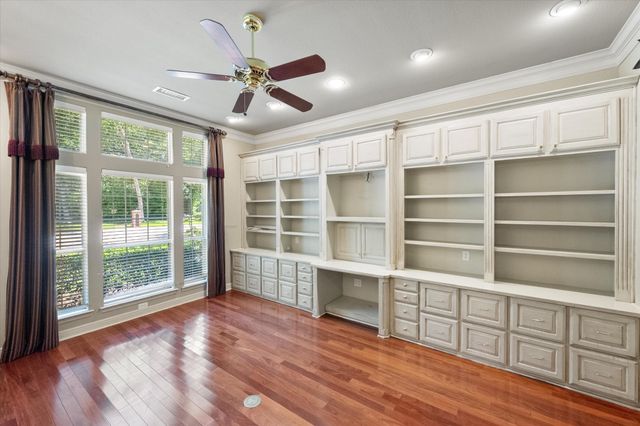 6100 Forest River Drive, Fort Worth, TX 76112
