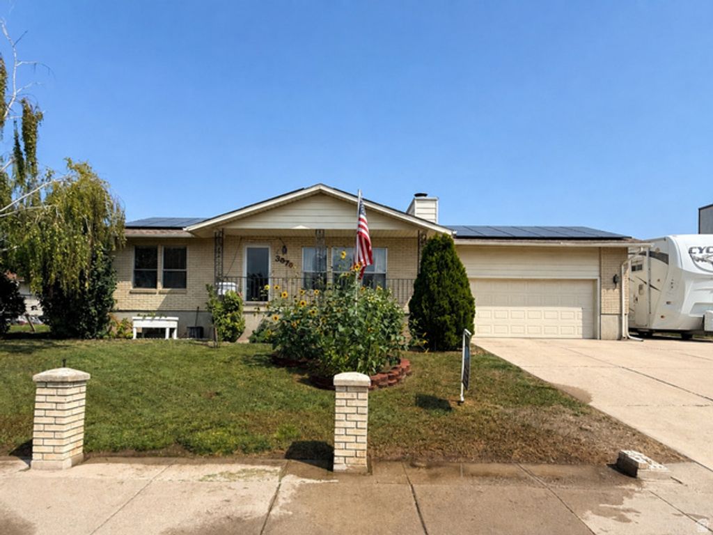 3676 W 4700 S, Roy, UT 84067