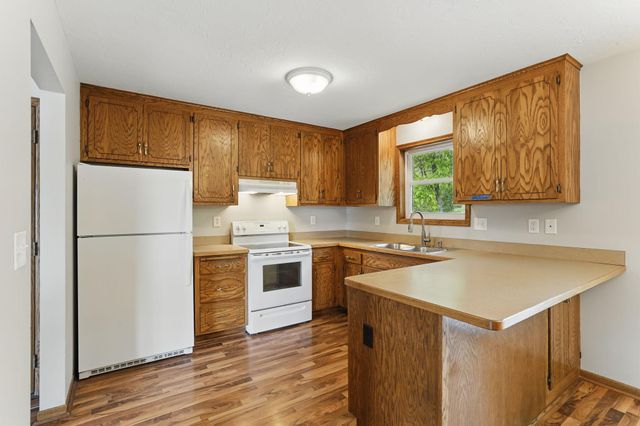 109 Robert Road, Jordan, MN 55352