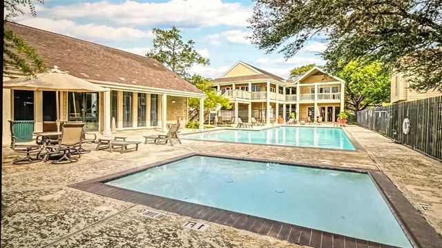 2100 Tanglewilde Street 531, Houston, TX 77063