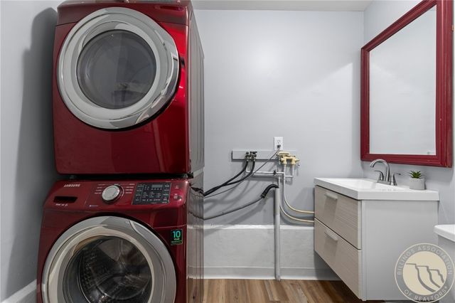 1107 12th St W, Billings, MT 59102