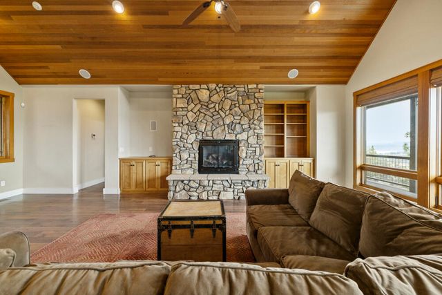 6346 Stoneridge Drive, Klamath Falls, OR 97601