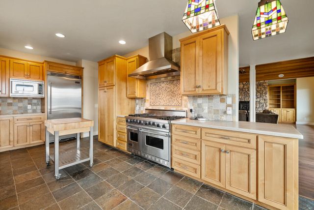 6346 Stoneridge Drive, Klamath Falls, OR 97601