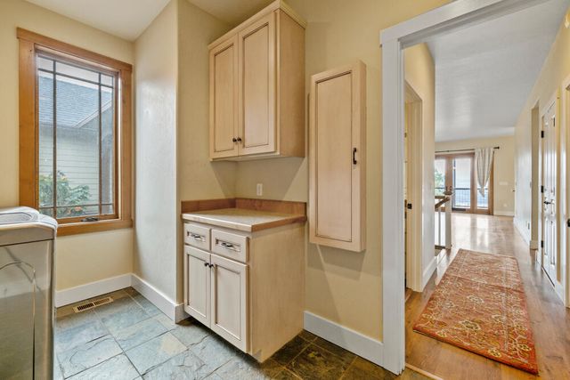 6346 Stoneridge Drive, Klamath Falls, OR 97601