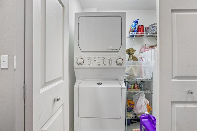 113 YACHT CLUB CIRCLE, North Redington Beach, FL 33708
