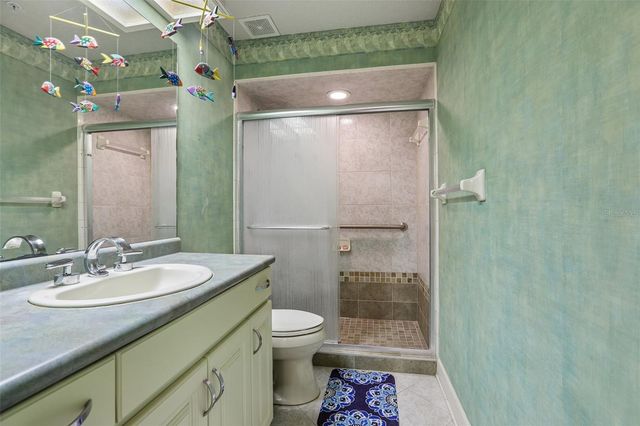 113 YACHT CLUB CIRCLE, North Redington Beach, FL 33708