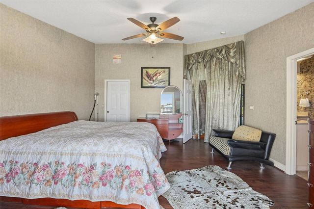 113 YACHT CLUB CIRCLE, North Redington Beach, FL 33708
