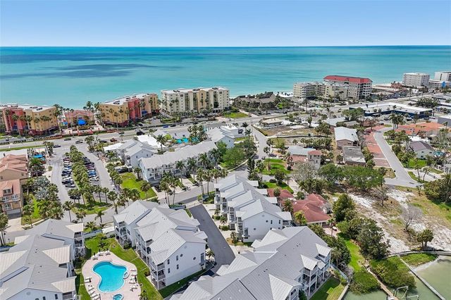 113 YACHT CLUB CIRCLE, North Redington Beach, FL 33708