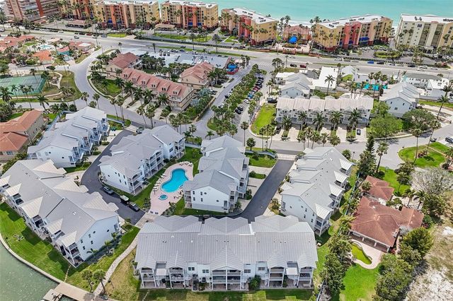 113 YACHT CLUB CIRCLE, North Redington Beach, FL 33708