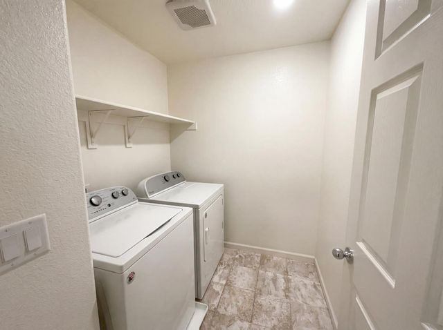 11088 International Dr, Rancho Cordova, CA 95670