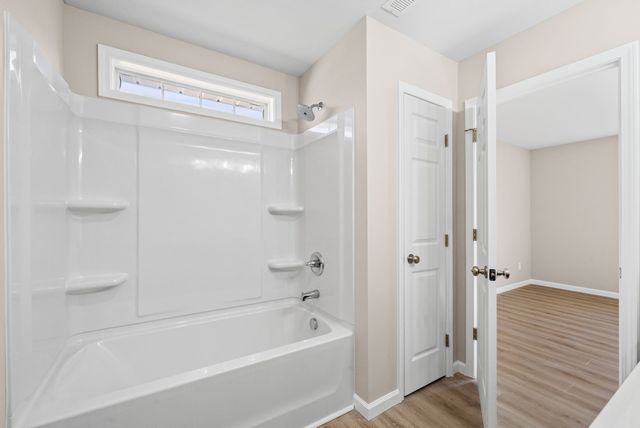 151 Man O War Dr, Oak Grove, KY 42262