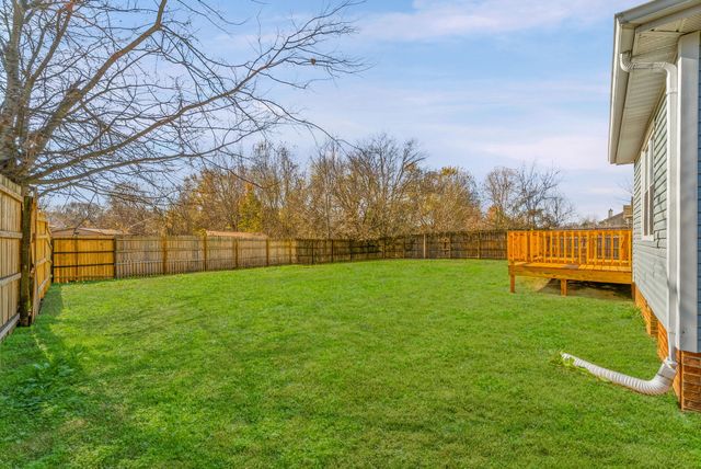 151 Man O War Dr, Oak Grove, KY 42262