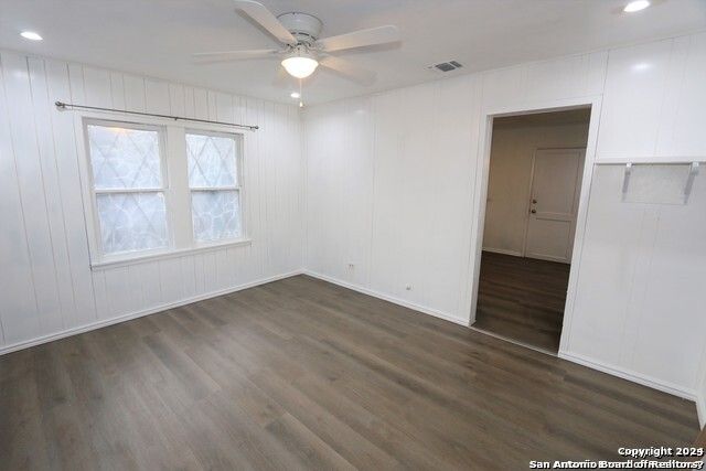 1135 Gladstone, San Antonio, TX 78225