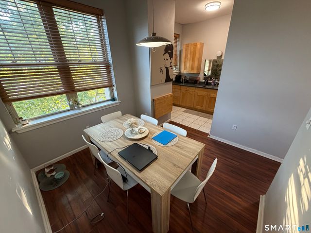 146 High Street 201, Milford, CT 06460