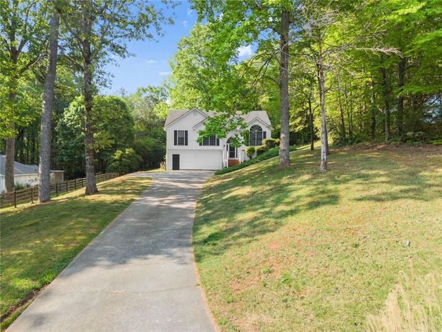 74 Blacks Mill Trace E, Dawsonville, GA 30534