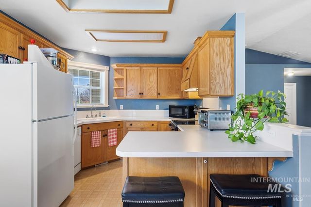 2918 Airport Ave, Caldwell, ID 83605