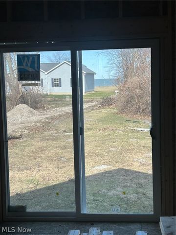 2912 W Erie Avenue, Lorain, OH 44053