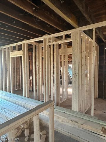 2912 W Erie Avenue, Lorain, OH 44053