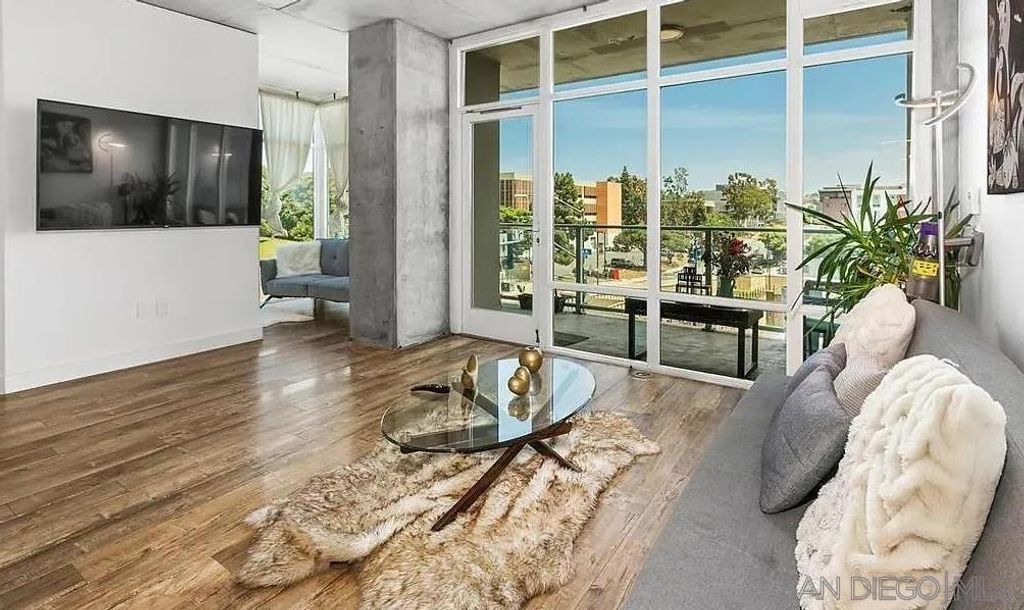 Image 20 of property listing at 1080 Park Blvd 307, San Diego, CA 92101