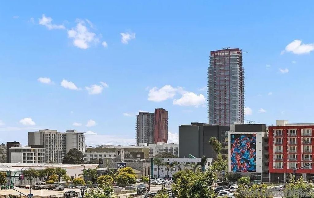 Image 4 of property listing at 1080 Park Blvd 307, San Diego, CA 92101