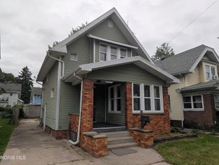 4025 Asbury Drive, Toledo, OH 43612