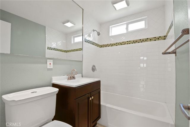 543 E Haltern Avenue, Glendora, CA 91740