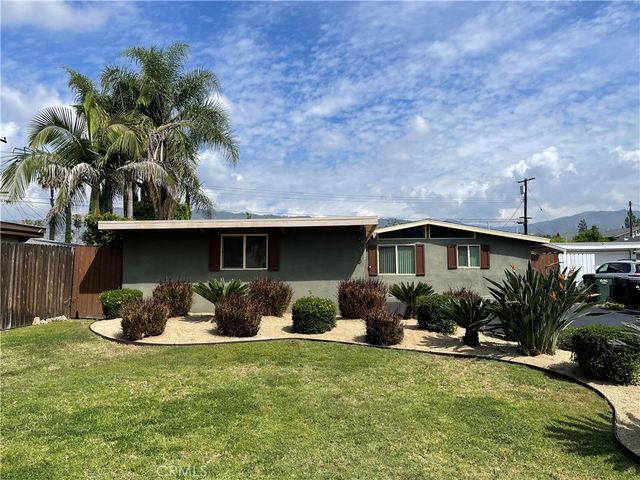 543 E Haltern Avenue, Glendora, CA 91740