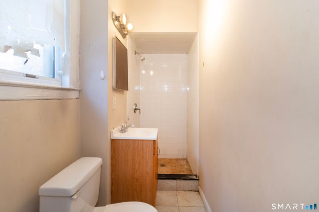 28 Terrace Avenue, West Haven, CT 06516