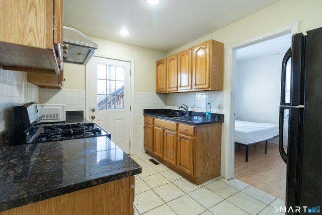 28 Terrace Avenue, West Haven, CT 06516