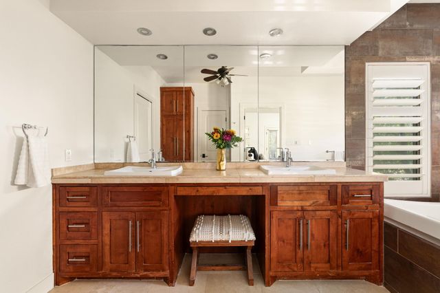 2324 Kinney RD, Austin, TX 78704